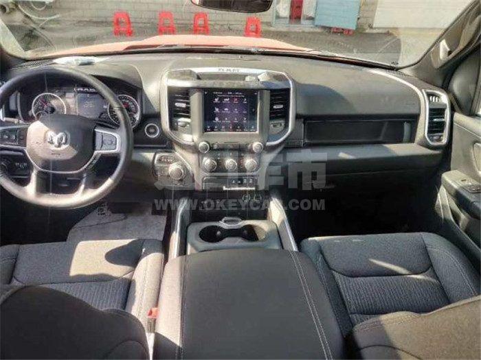 b15de7fa56eb3abe1cef64a543c06e80