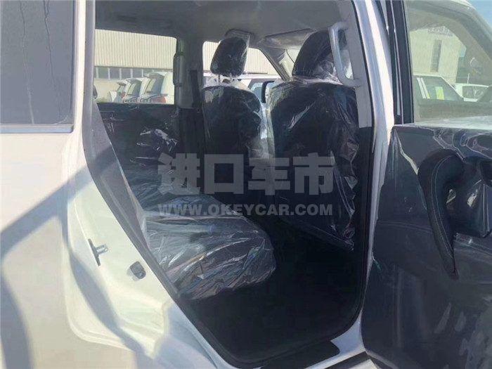 99b645409de64726acf56a18299d77fa