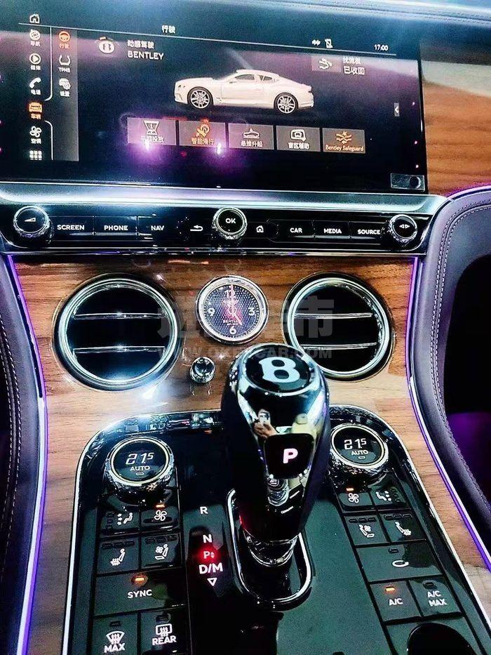 69a8f5ec1fb71cffcf8bef60558859a