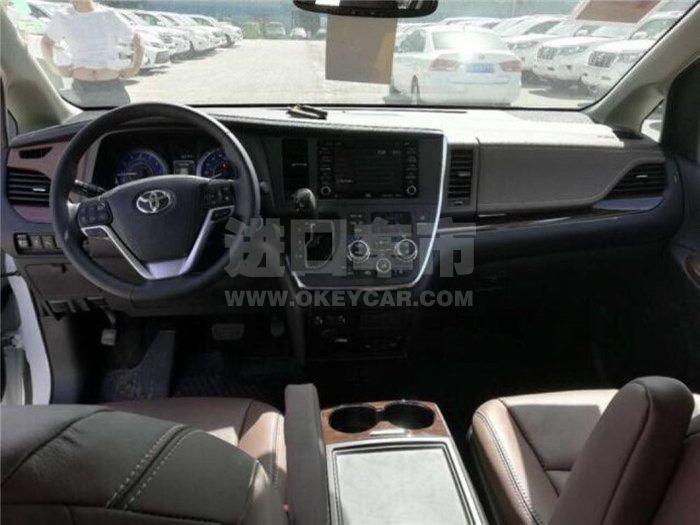 498b8b9b41b2459a8d7f5cf4f45d4dd7!1000x0