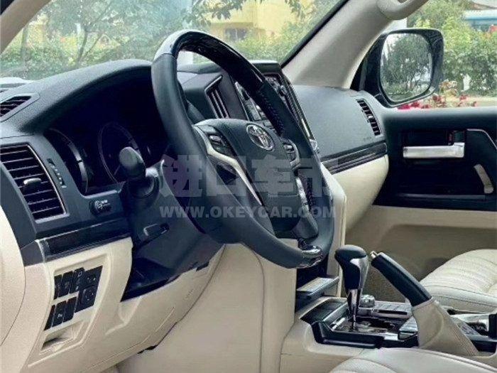 aa0fcb0781bf4dc3bfde51e0f40e5098