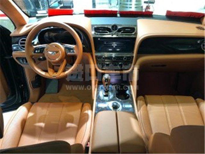 aaa8d6eef99048e5b5b8dff8d4be3044