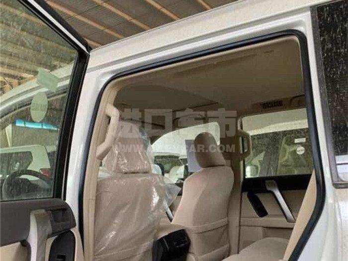 06b4798bd7bb42d6a2b469f4fd4b733d