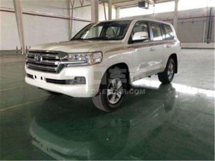 599286605e7e40a78b782b5f5bf884c1