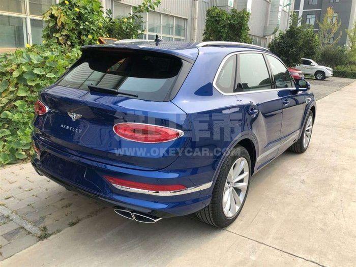 f_900x675_0_q87_autohomecar__ChsEf19xcI-ACxzxAAMcCJokm5M273