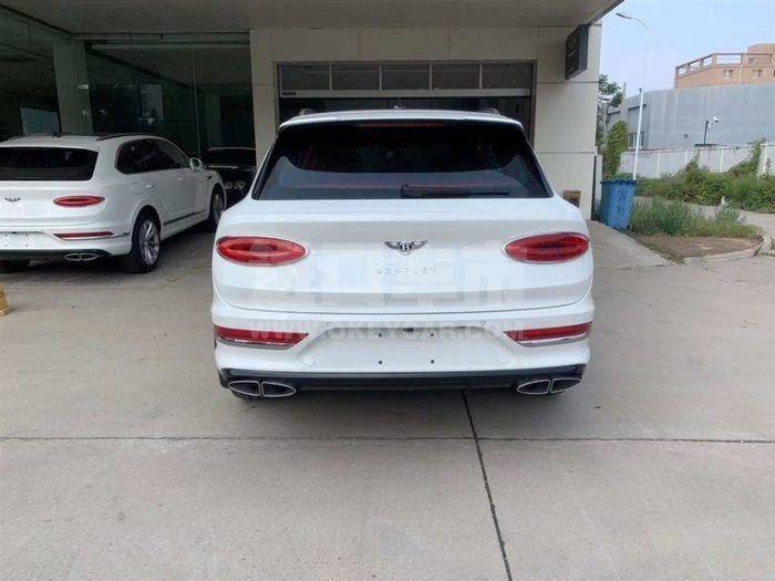 f_900x675_0_q87_autohomecar__ChsEkF9tyOqAJPMvAAHLAAda0pk888