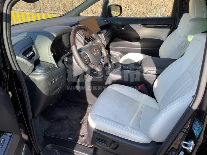 f_900x675_0_q87_autohomecar__ChsEnl_sHbyAMrZlAAJGsiKs7Uw868