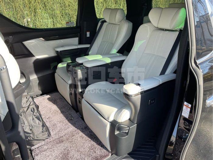 f_900x675_0_q87_autohomecar__ChsEfV_sHbyAZSTmAAKh6qI4kks900