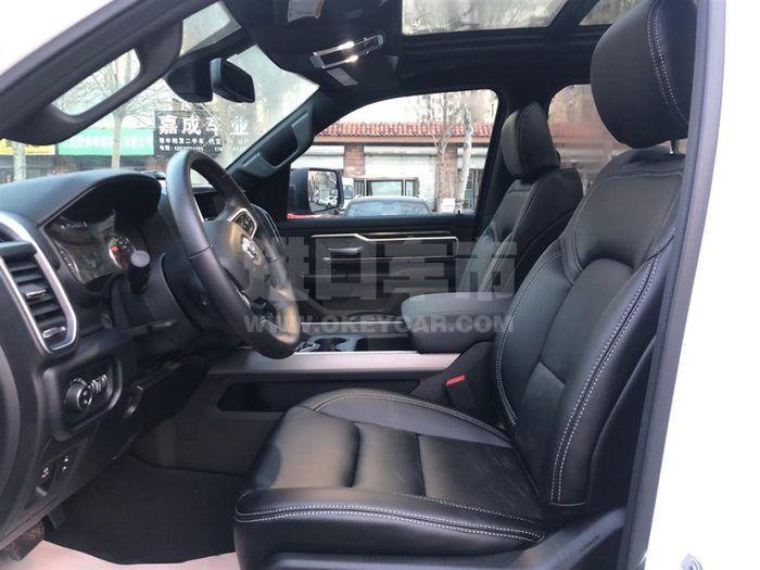 f_900x675_0_q87_autohomecar__ChsEf1_hrQSAO5zPAAHMKzP99Jw206