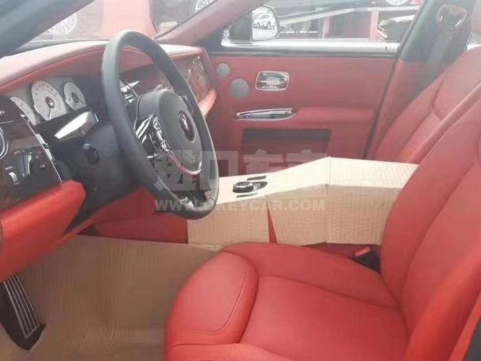 f_900x675_0_q87_autohomecar__ChsEoF-b17iAQ6zKAAEAQI9yrEs977