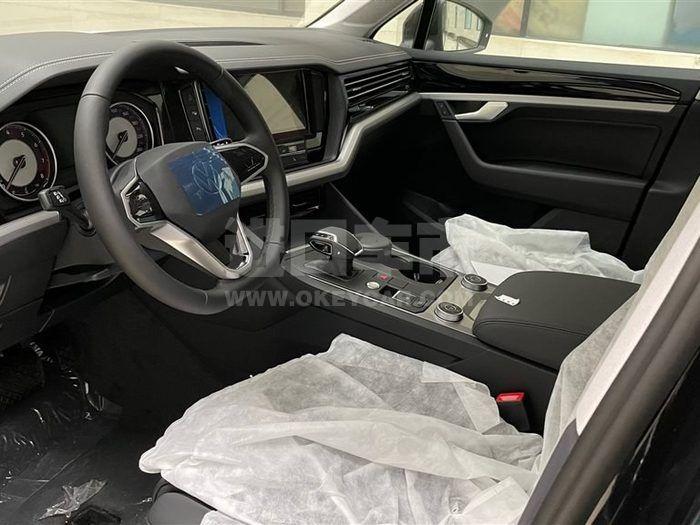 f_900x675_0_q87_autohomecar__ChwFlV-zN-OADfjGAAGyEq8COM4455