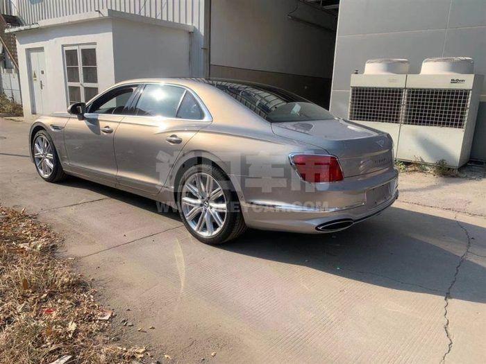 f_900x675_0_q87_autohomecar__ChsEoF-ynMeAU2rsAAKqY3HhdRw667