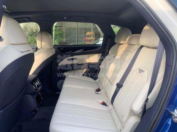 f_900x675_0_q87_autohomecar__ChsEfV_Jg-OAOzopAAGwmAa4Wdo165