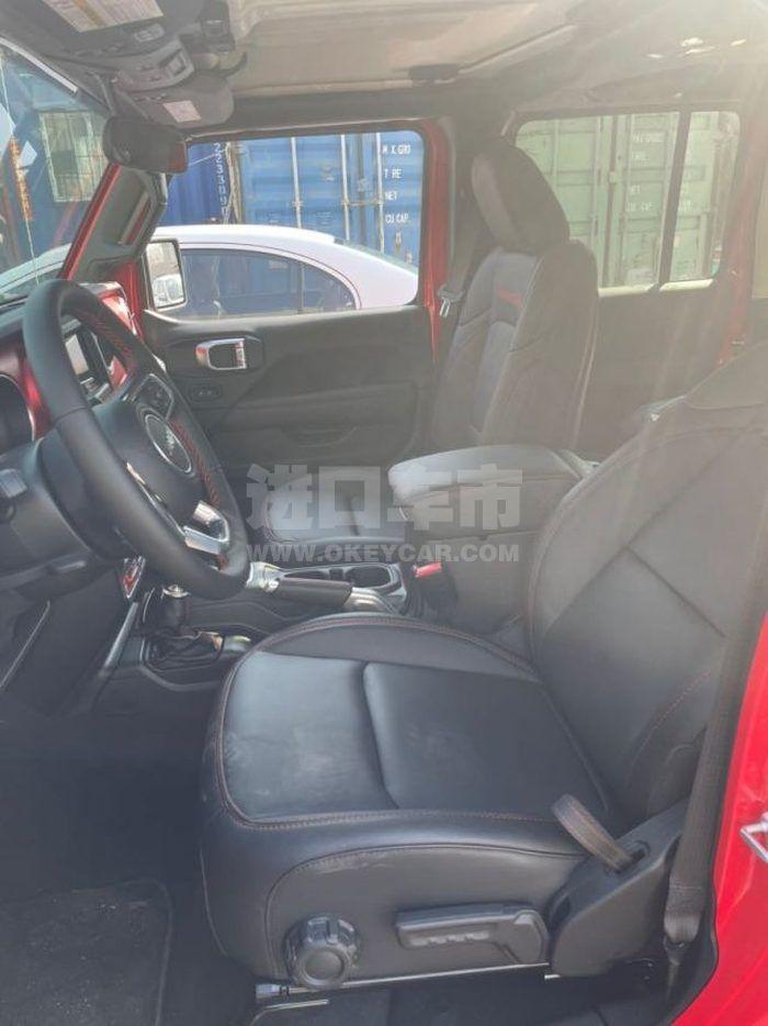 d77fff11929db11565f7ee399005b34