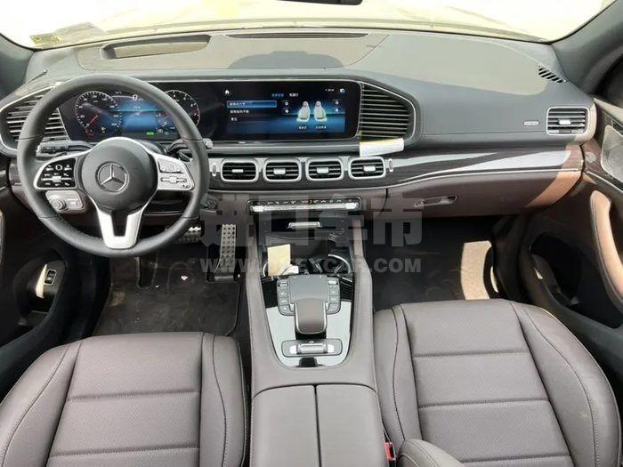 da1b094f614a4bc785792a7c12c077aa~2000x0