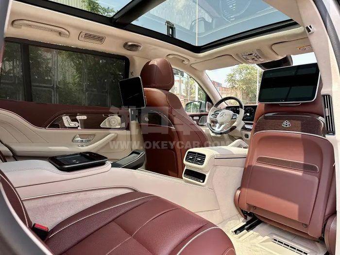 92f6fef04afc497e939896d0f1546f30~2000x0