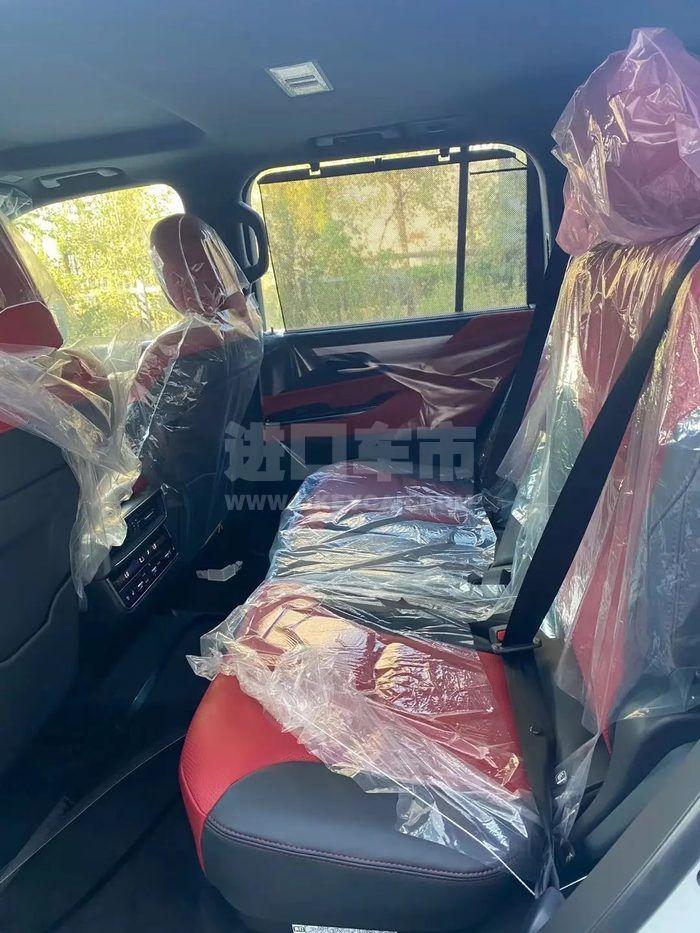 86d667e3ae884ec88443c82a8d2c8276~2000x0