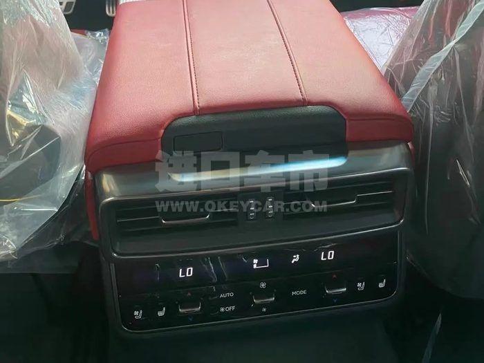 0f27cb57dc434e4e9a00d79f792de4f6~2000x0