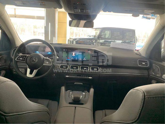 fb8b071a5d044bb9a93d78bba8386da7~2000x0