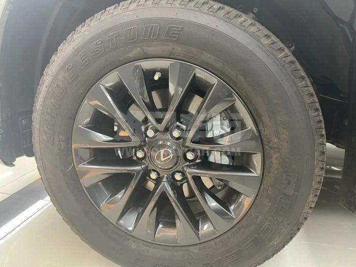 955be0d171a44d389f2ed2415614b59b~2000x0