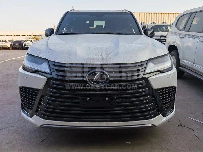 d647307291d54e738daeb9d57725ffe9~2000x0