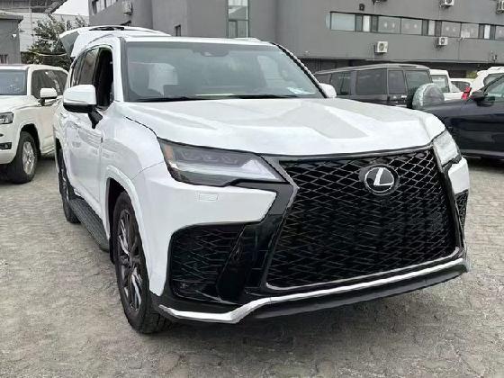 加版2025款LX600独特豪华外观内饰舒适