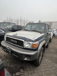 2022款 丰田酷路泽LC71 4.0L LC71 汽油