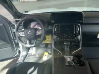 23款 LX600 7座 Luxury豪华