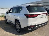 23款 LX600 4座 VIP