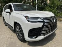 23款 LX600 7座 Prestige威望版