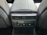 23款 LX600 5座 Premium高级