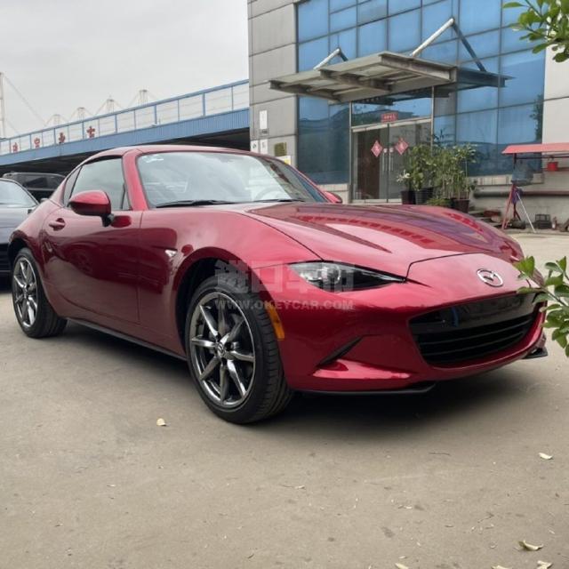 墨版2024款 马自达MX-5 2.0L 手动 软顶敞篷