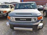 2023款 丰田FJ酷路泽 4.0L GX-R 八气 JBL