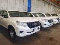 2022款 丰田霸道2700 2.7L TX 铁轮 外挂 天窗 丐版