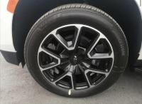 雪佛兰萨博班(Suburban)