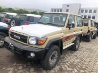 2023款 丰田酷路泽LC71 4.0L LC71 汽油 铁轮