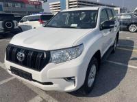 2023款 丰田霸道2800 2.8T 柴油 5座 九气 无天窗 丐版