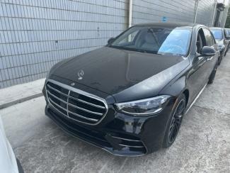 2023款 奔驰S500 四驱 长轴 AMG 3D科技包 联系电话：15620023077 万经理{同微信} 可零首付 定金发车 大商无欺 无隐藏消费