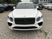 2023款 宾利添越4.0T 长轴 四座