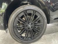 路虎揽胜行政4.4汽油