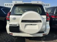 2023款 丰田霸道4000 4.0L GX-R 迪拜版