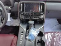 23款 LX600 7座 Signature签名版