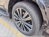 23款 LX600 7座 Signature签名版