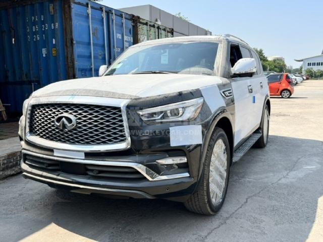 加版2023款 英菲尼迪QX80 5.6L 四驱 Pro顶配