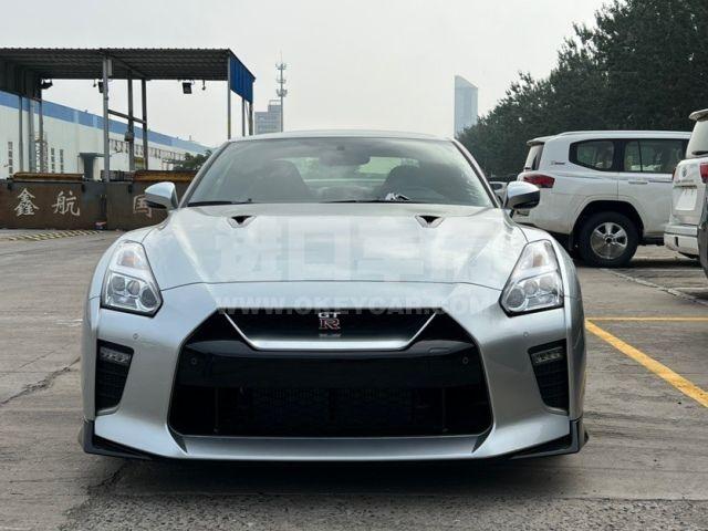 美规2023款 日产GT-R 3.8T Premium高级版