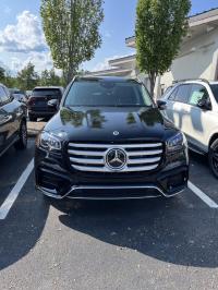 2024款 奔驰GLS450 7座 AMG包 顶峰包