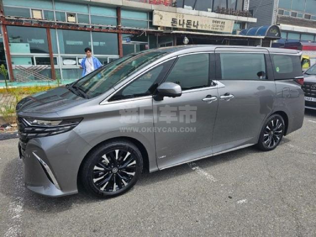 欧版2024款 丰田埃尔法 2.5L 油电混动 四驱 韩版