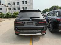 宝马X7