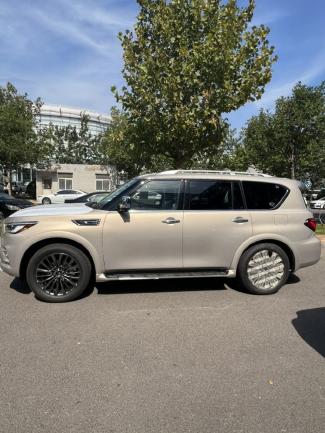 2023款 英菲尼迪QX80 5.6L 四驱 Pro顶配 联系方式：15510877887（同微信）崔经理 价格可能随时有变动 欢迎咨询 全国可分期