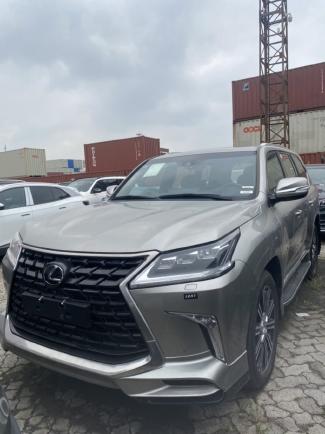 2021款 雷克萨斯LX570 Super Sport超级运动 天津港最低价格！请联系周经理 18722211722 （同微信） 
